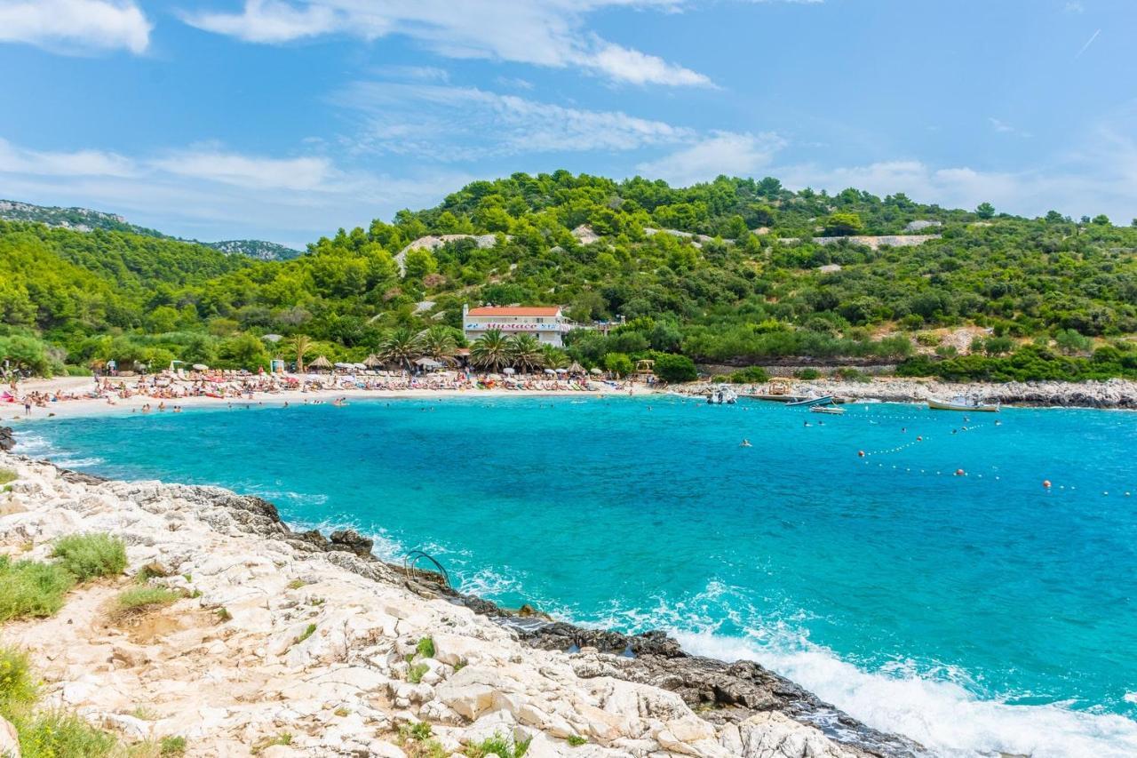 Camp Kopito Hotel Hvar Town Bagian luar foto