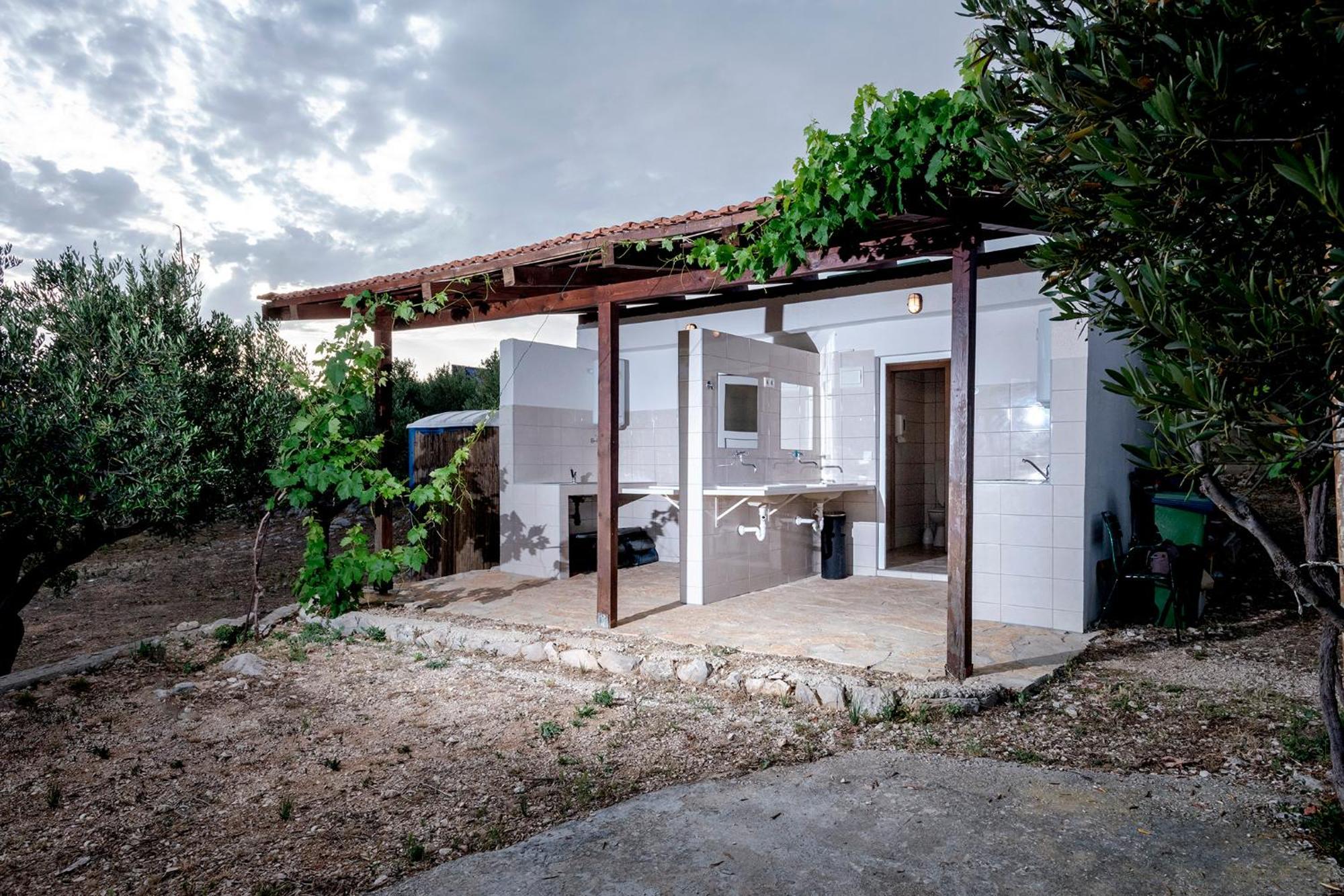 Camp Kopito Hotel Hvar Town Bagian luar foto