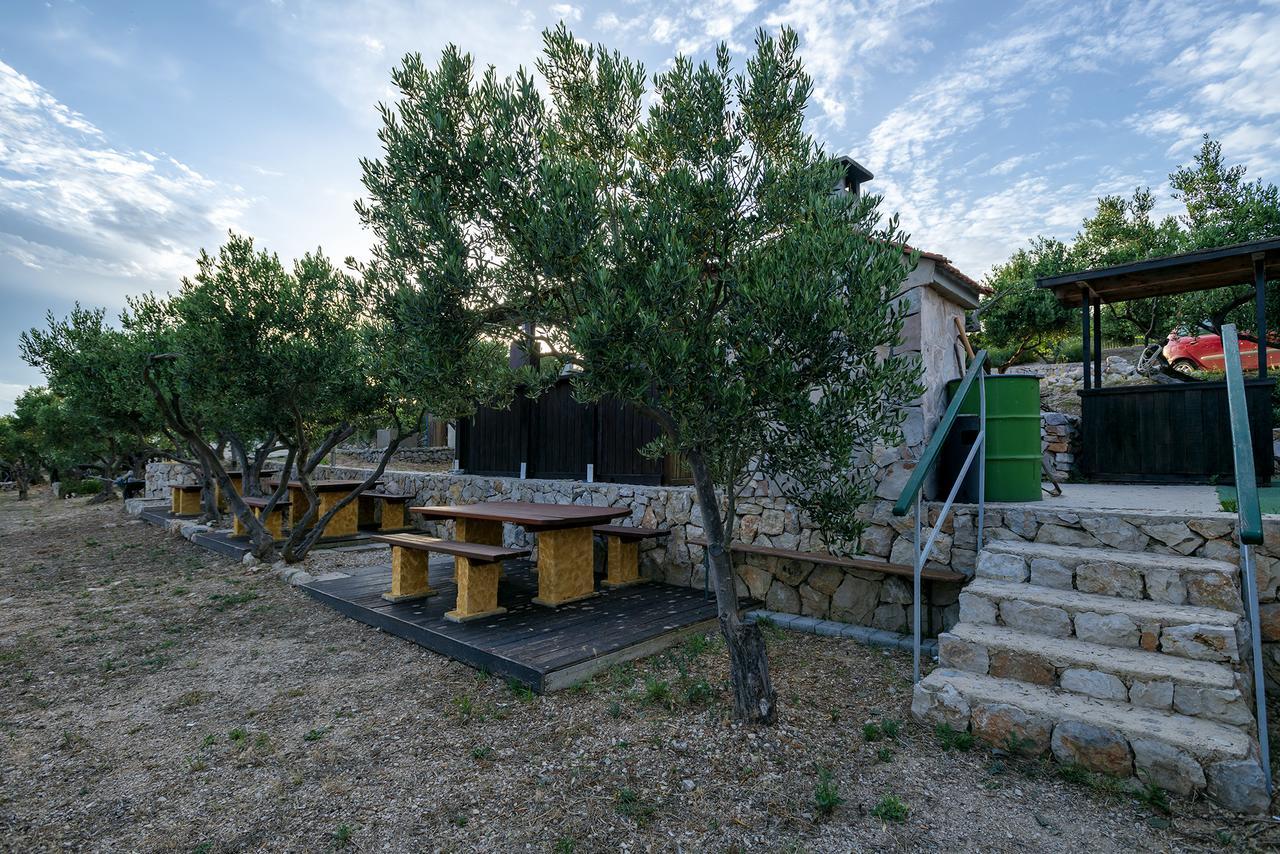 Camp Kopito Hotel Hvar Town Bagian luar foto